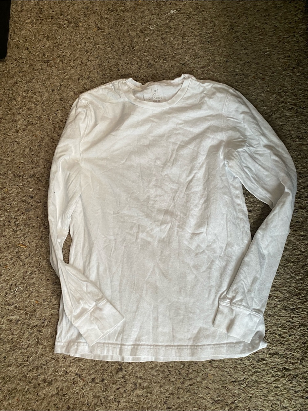 George Men's White Long-Sleeve Crew Tee